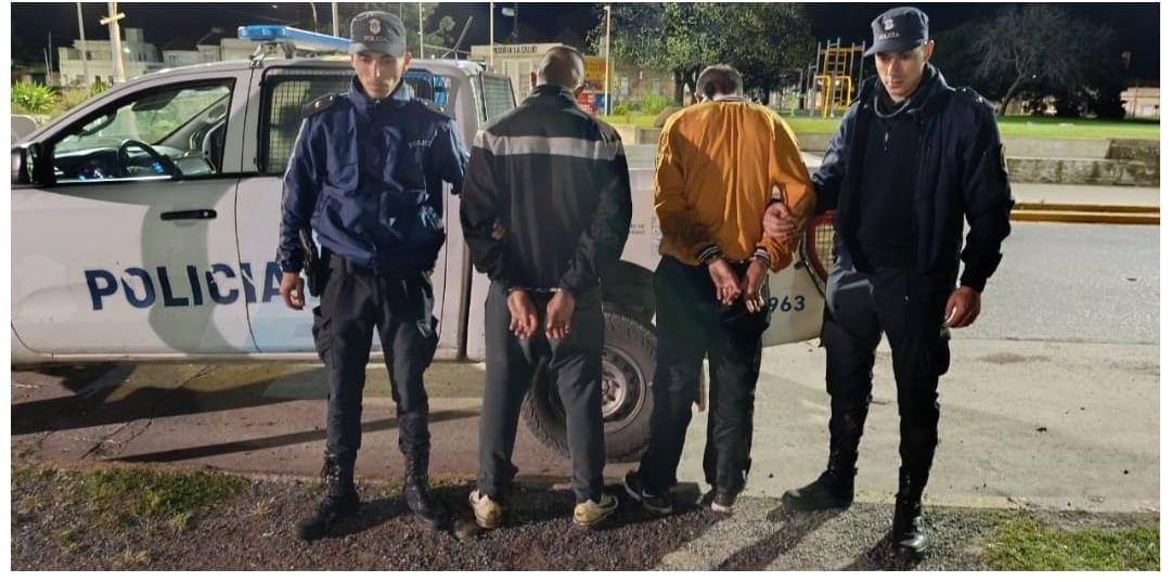 Detienen a dos sospechosos de intentar robar en concesionaria Mercedes en Ruta Nacional 226