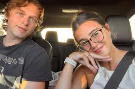 Cordobesa casada con estadounidense, detenida y en riesgo de deportación.