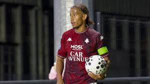 Acción heroica de jugador francés en incendio de Suiza: Salió de entre las llamas