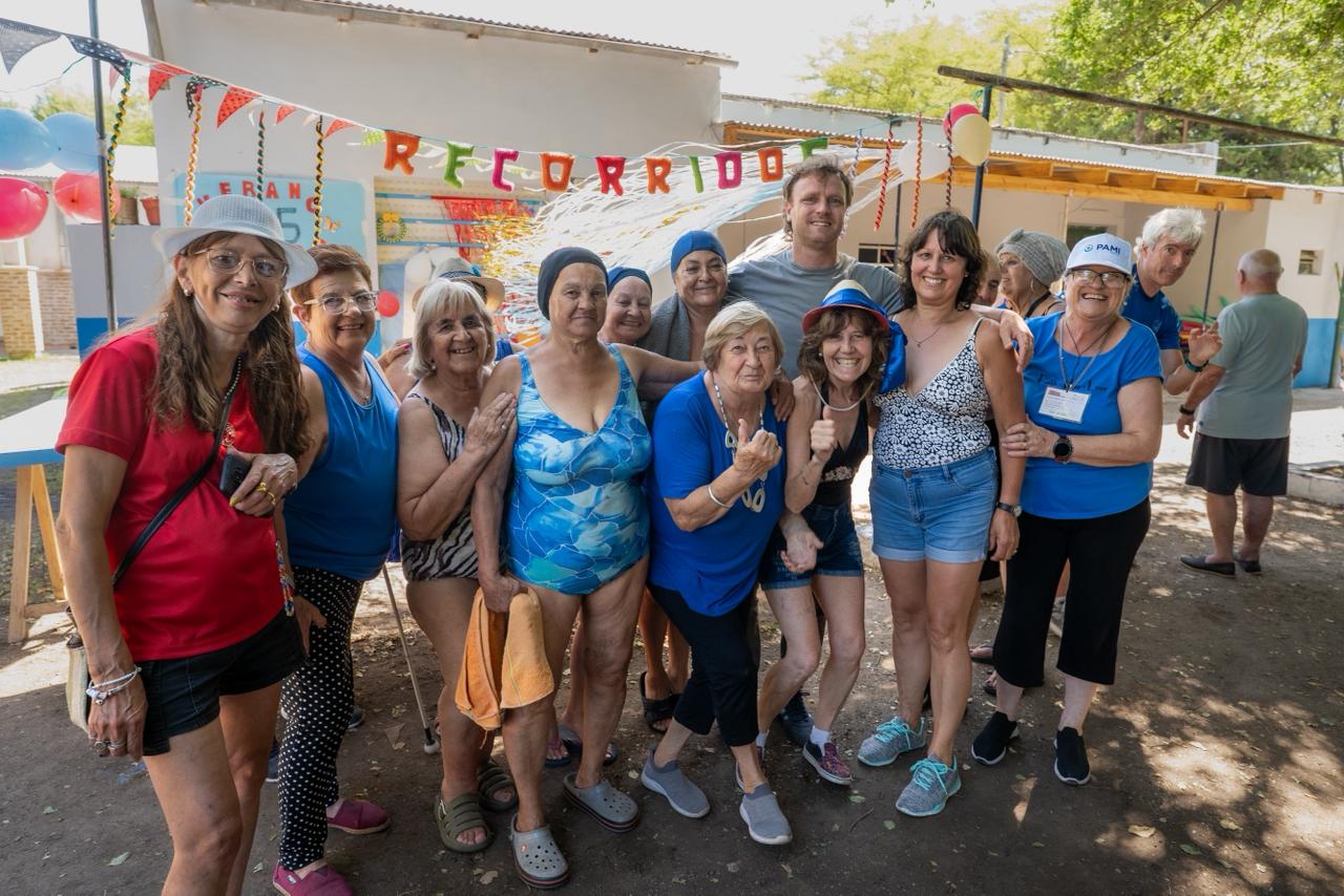 El intendente Maximiliano Wesner visitó Programas de Verano