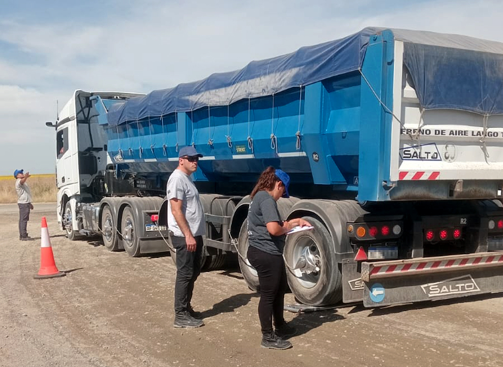 Operativos de Control de Cargas en distintos puntos del Partido de Olavarría