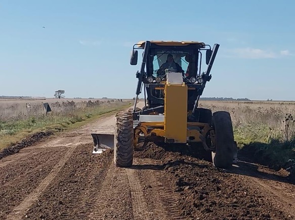 Obras Rurales Ya están en marcha trabajos sobre caminos.