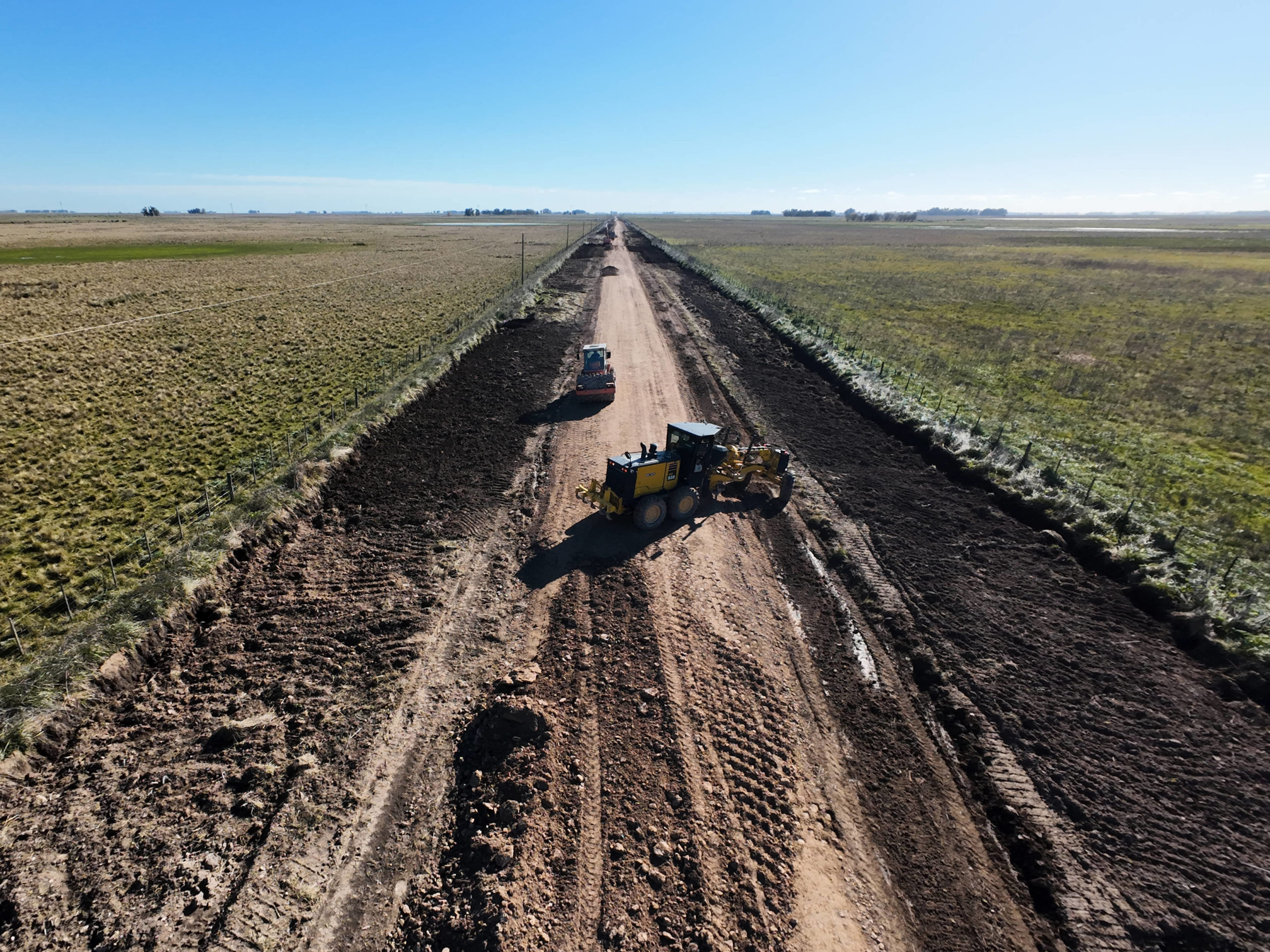 El Intendente Wesner recorrió obras rurales que se desarrollan en distintos puntos del Partido.