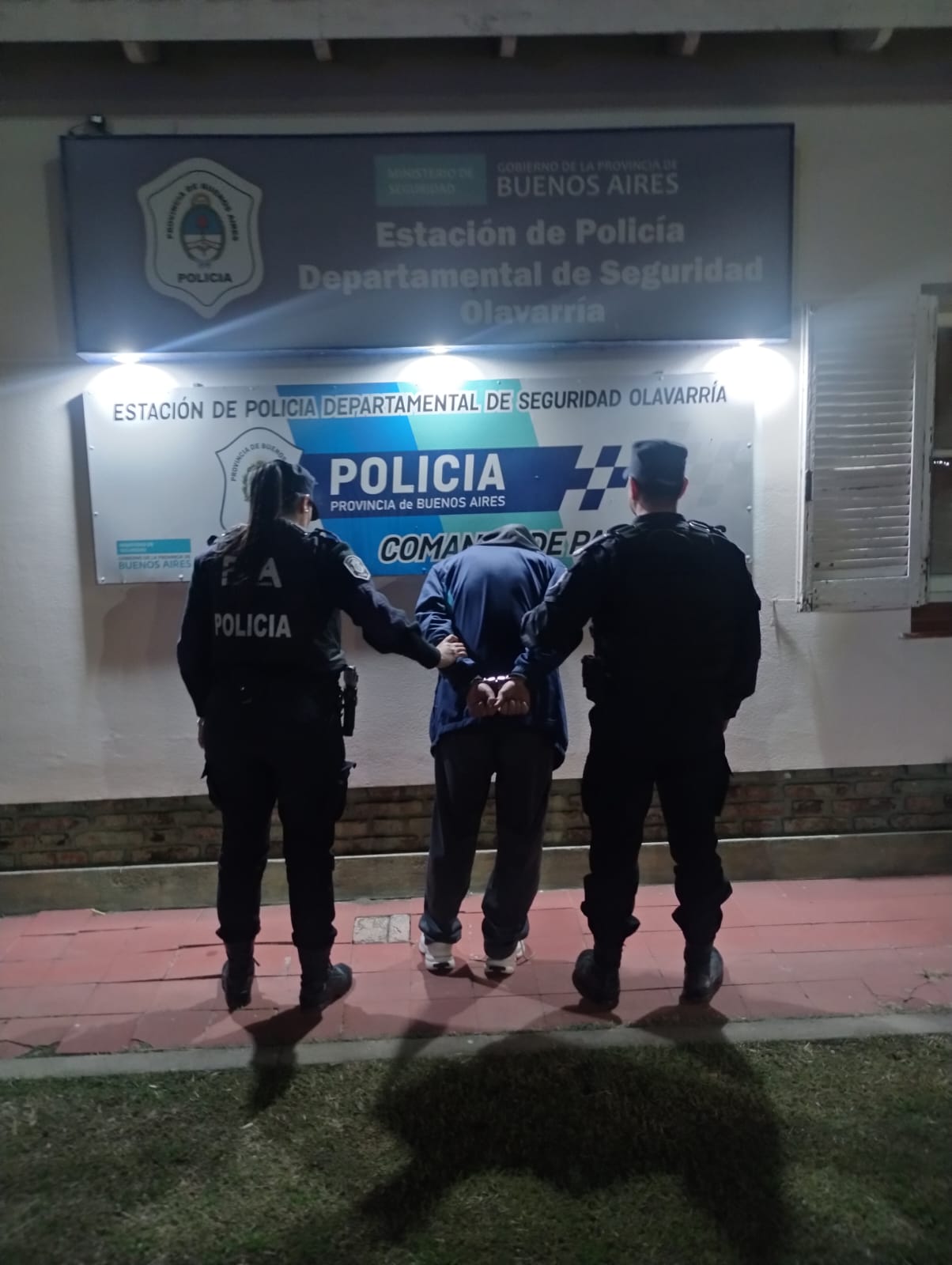Un joven de 20 años fue aprehendido en la noche del martes.